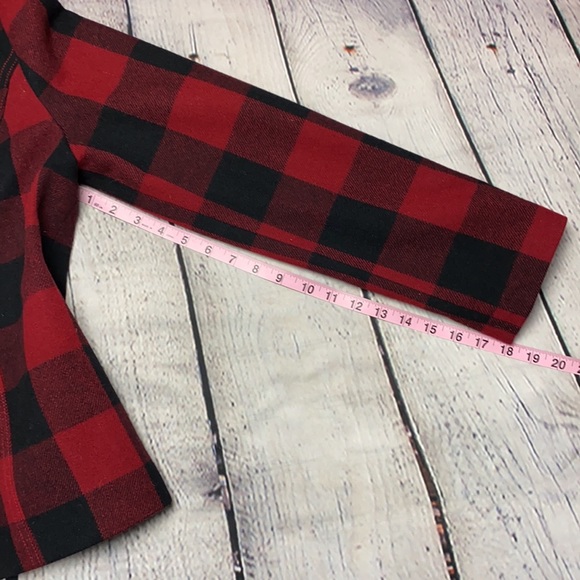 Gap 70% Recycled Wool Red/Black Plaid Coat Size: Medium - Picture 14 of 17